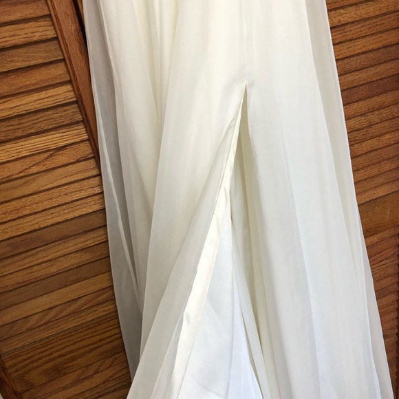 BHLDN Cairo Wedding Dress - Picture 13 of 16